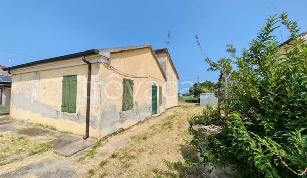 casa indipendente in vendita a Rimini in zona Torre Pedrera