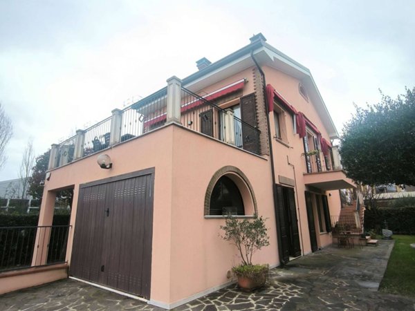 appartamento in vendita a Rimini in zona Torre Pedrera