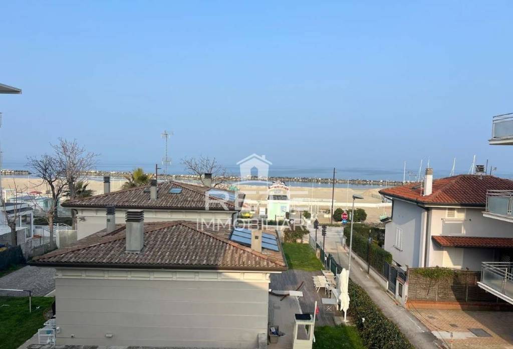 appartamento in vendita a Rimini in zona Viserbella