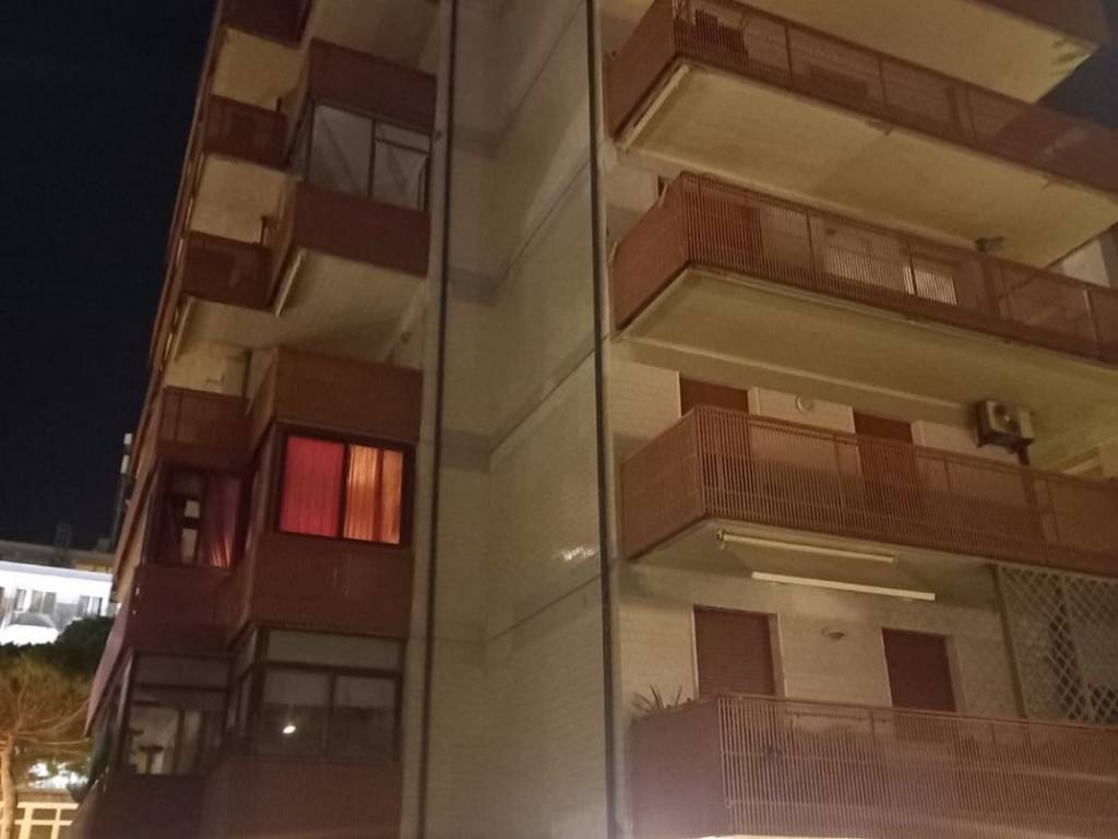 appartamento in vendita a Rimini in zona Marina Centro
