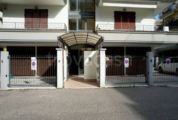 appartamento in vendita a Rimini in zona Marina Centro