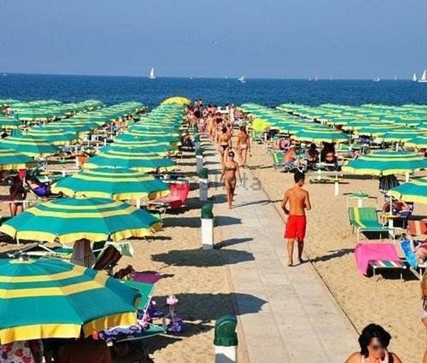 casa indipendente in vendita a Rimini in zona Viserbella