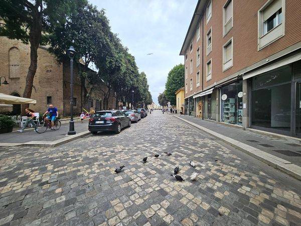 negozio in vendita a Rimini