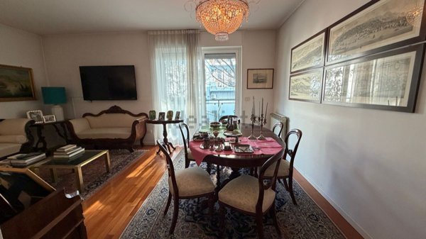 appartamento in vendita a Rimini in zona Marina Centro