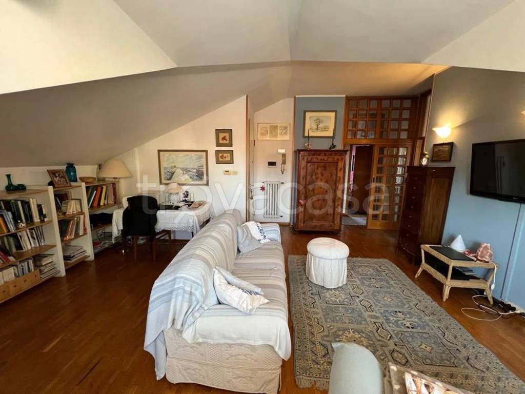 appartamento in vendita a Rimini in zona Colonnella