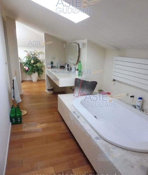 casa indipendente in vendita a Rimini in zona Torre Pedrera