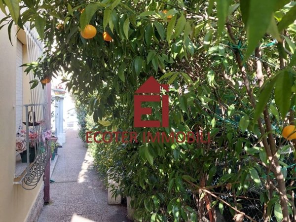 casa indipendente in vendita a Rimini in zona Bellariva