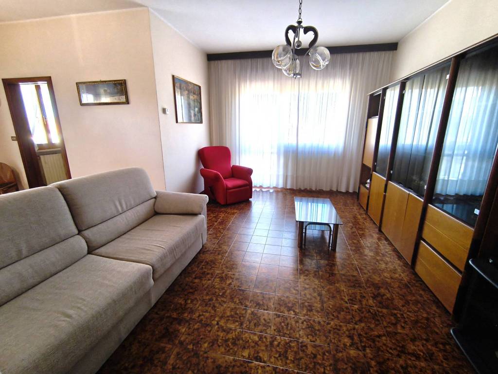 appartamento in vendita a Rimini in zona Centro Storico