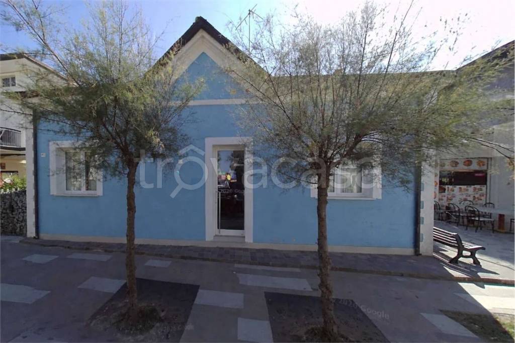 casa indipendente in vendita a Rimini in zona Viserbella