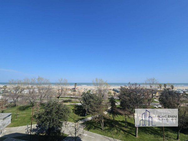 appartamento in vendita a Rimini in zona Marina Centro