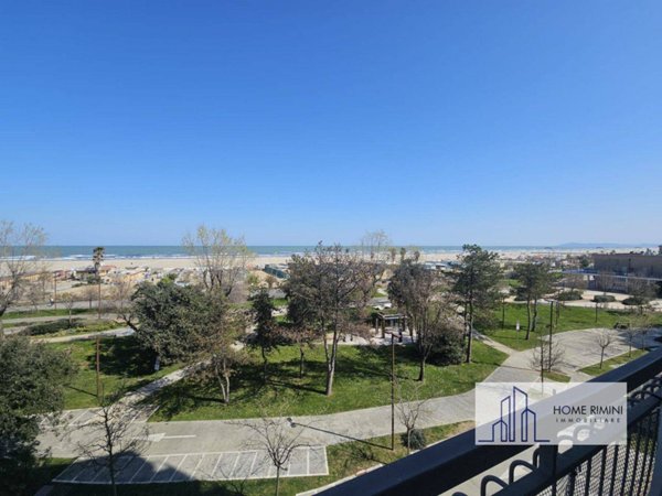 appartamento in vendita a Rimini in zona Marina Centro