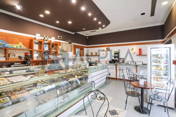 negozio in vendita a Rimini