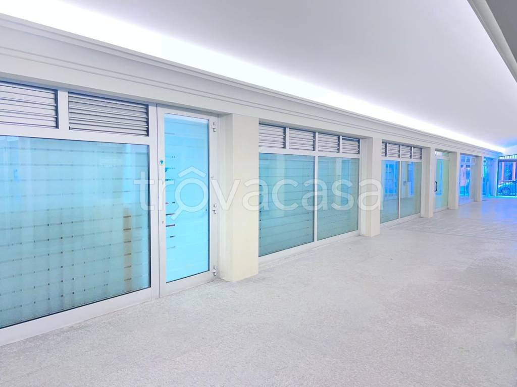 negozio in vendita a Rimini in zona Centro Storico