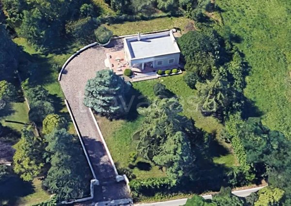 casa indipendente in vendita a Rimini in zona San Lorenzo in Correggiano