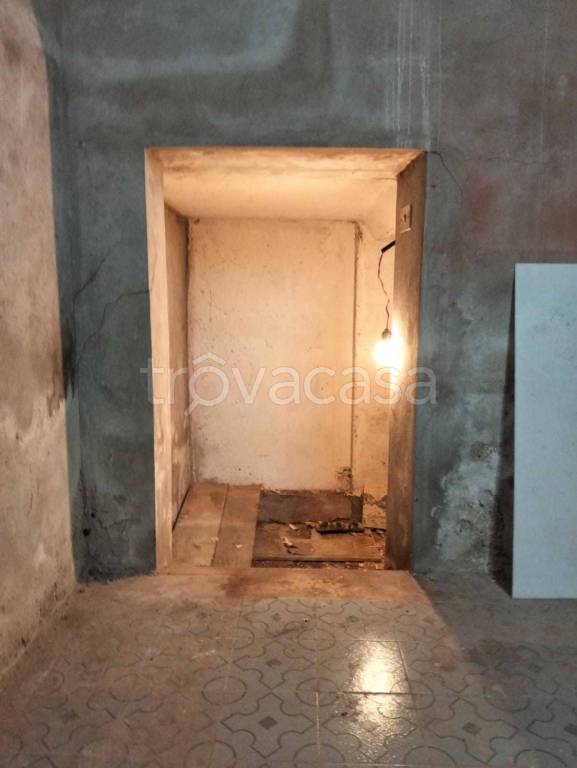 locale di sgombero in vendita a Rimini in zona Centro Storico