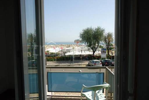 negozio in vendita a Rimini in zona Rivabella