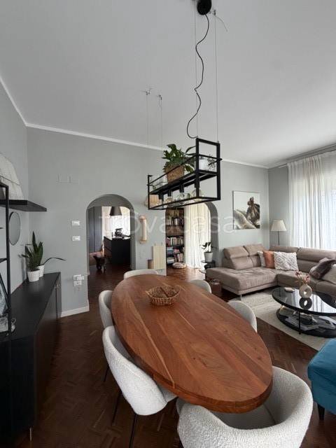 appartamento in vendita a Rimini in zona Marina Centro