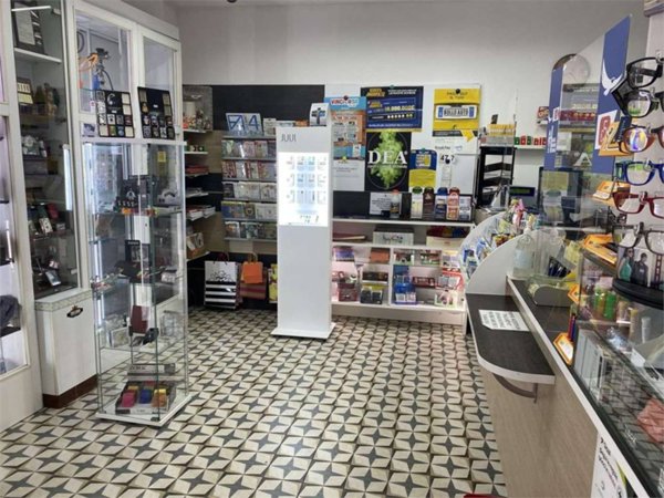 locale di sgombero in vendita a Rimini in zona Centro Storico
