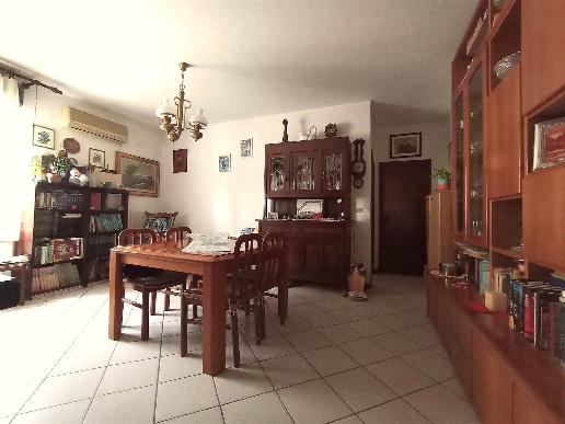 appartamento in vendita a Rimini in zona Marina Centro