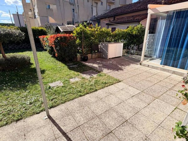 casa indipendente in vendita a Rimini in zona Bellariva