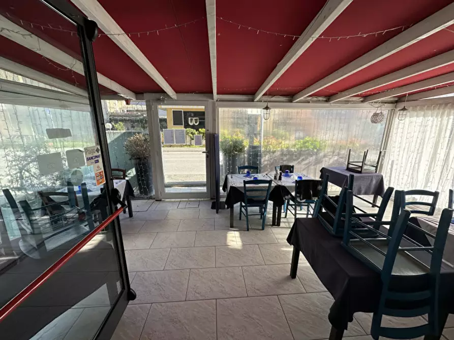 negozio in vendita a Rimini in zona Marebello