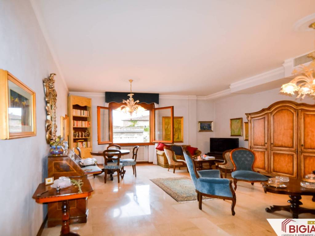 appartamento in vendita a Rimini in zona Centro Storico