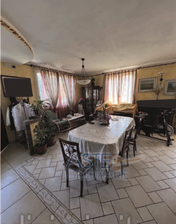 casa indipendente in vendita a Rimini in zona Torre Pedrera