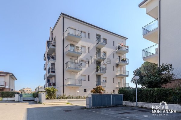 appartamento in vendita a Rimini in zona Viserbella