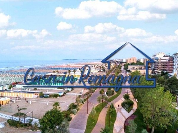 appartamento in vendita a Rimini in zona Marina Centro