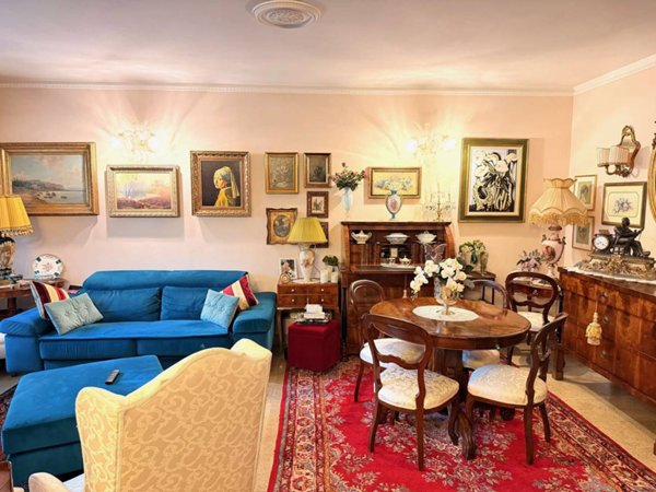 casa indipendente in vendita a Rimini in zona Centro Storico