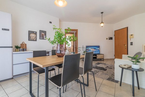 appartamento in vendita a Rimini in zona Colonnella