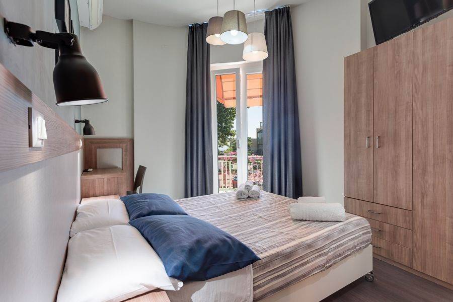 negozio in vendita a Rimini in zona Torre Pedrera