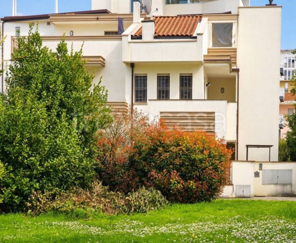 casa indipendente in vendita a Rimini in zona Centro Storico