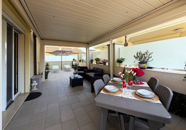 appartamento in vendita a Rimini in zona Miramare di Rimini