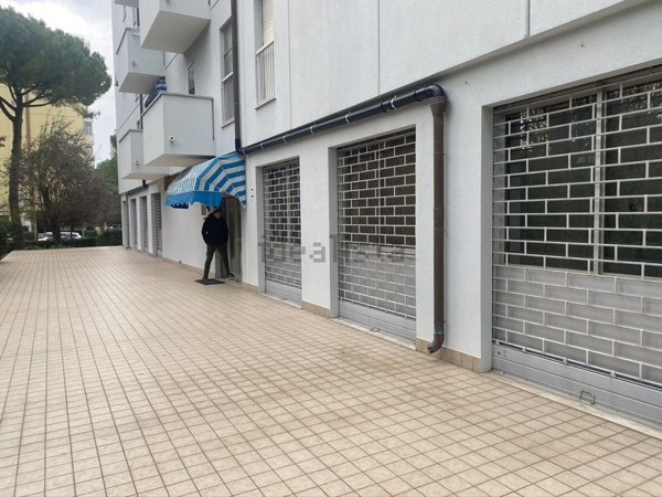 ufficio in vendita a Rimini in zona Rivabella