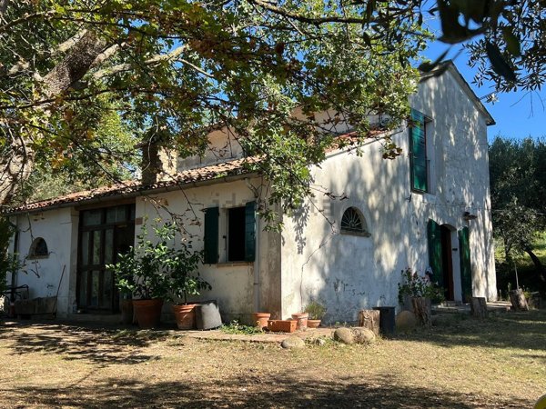 casa indipendente in vendita a Rimini in zona Gaiofana