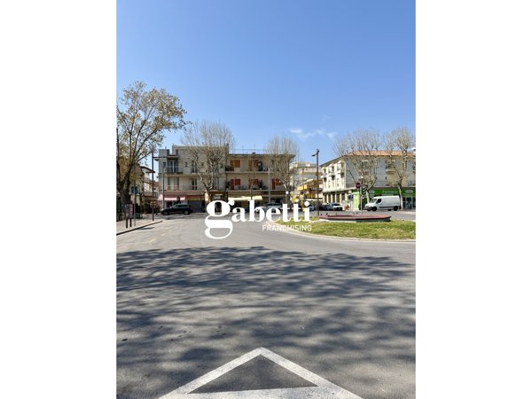 negozio in vendita a Rimini in zona Bellariva