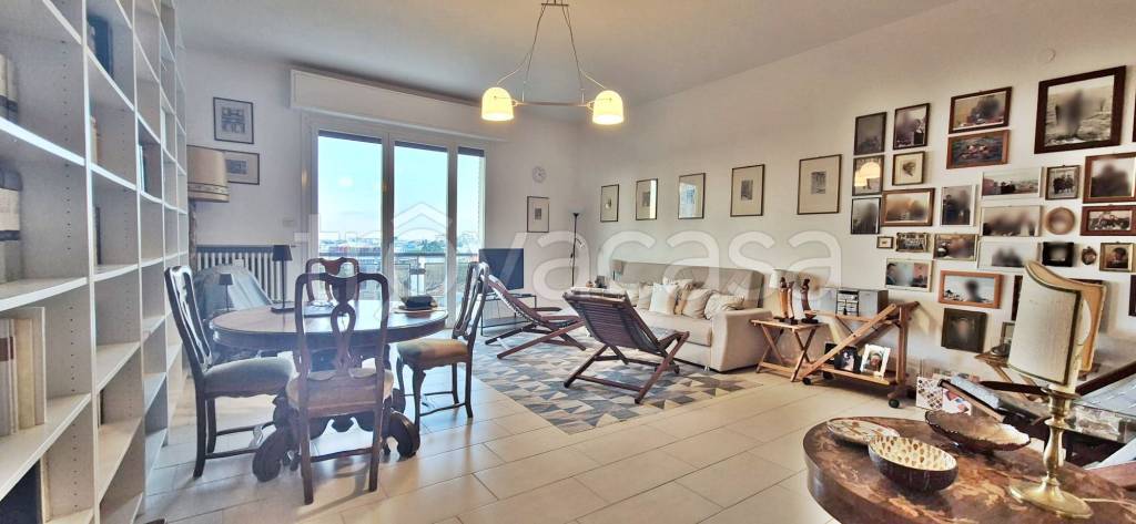 appartamento in vendita a Rimini in zona Marina Centro