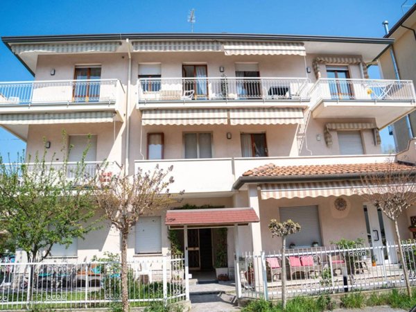 appartamento in vendita a Rimini in zona Rivabella