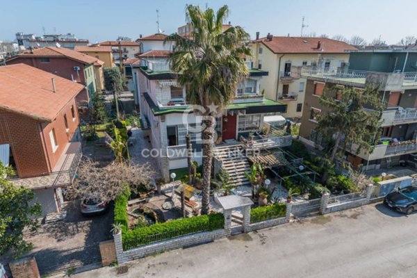 appartamento in vendita a Rimini in zona Rivazzurra
