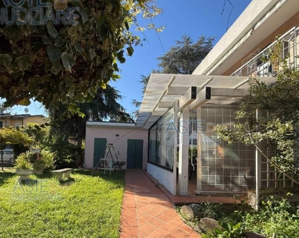 appartamento in vendita a Rimini in zona San Giuliano a Mare