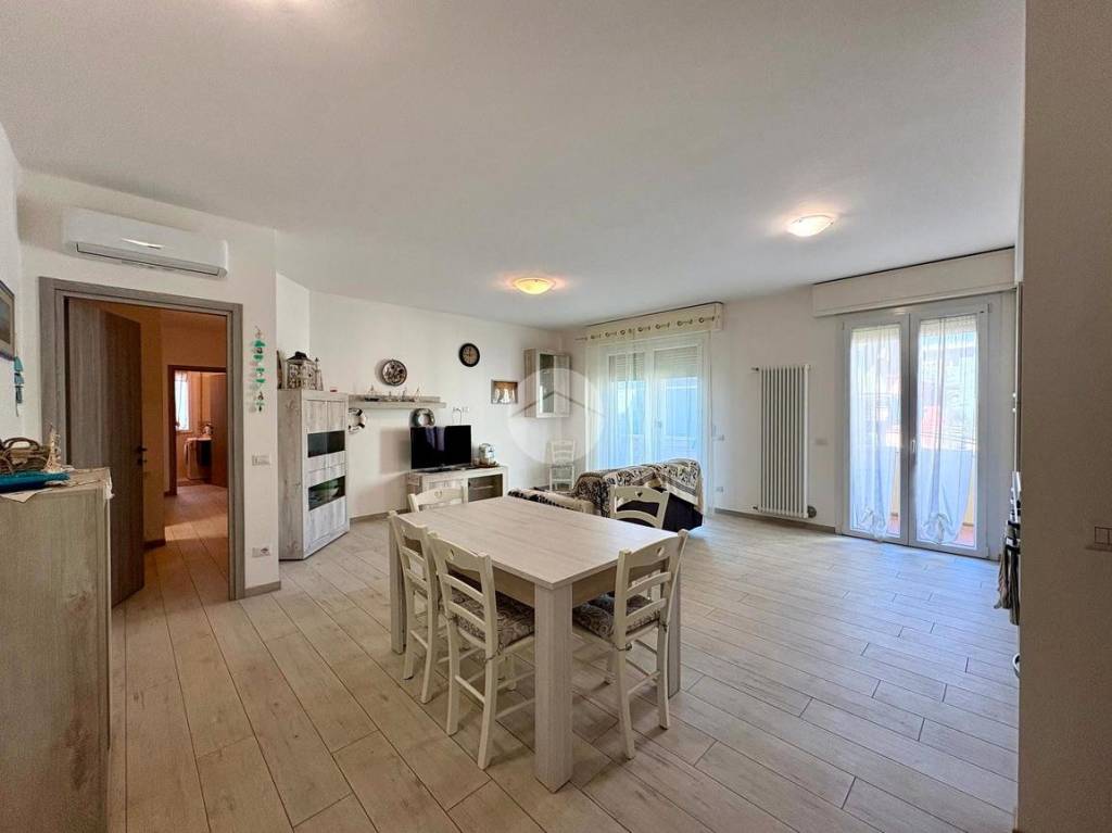 appartamento in vendita a Rimini in zona Viserbella