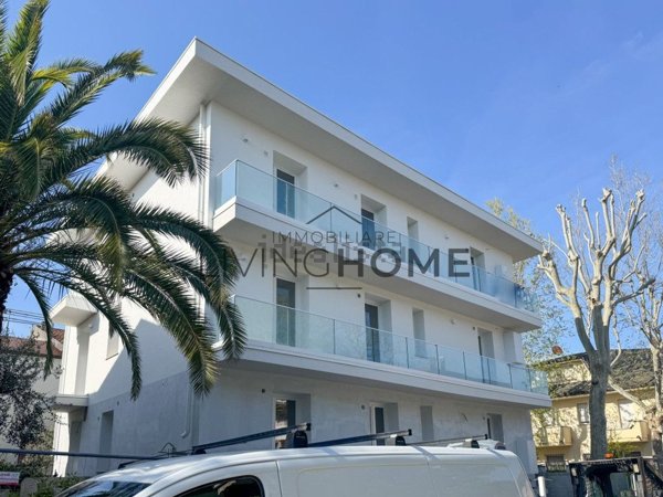 appartamento in vendita a Rimini in zona Miramare di Rimini