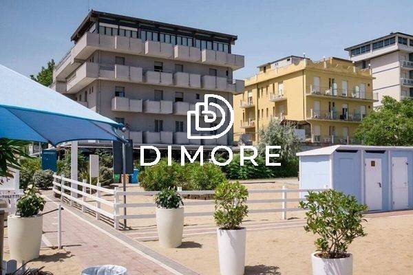 negozio in vendita a Rimini in zona Rivazzurra