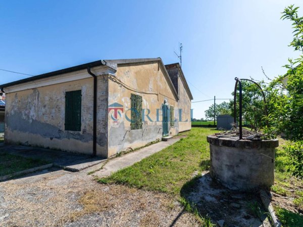 casa indipendente in vendita a Rimini in zona Torre Pedrera