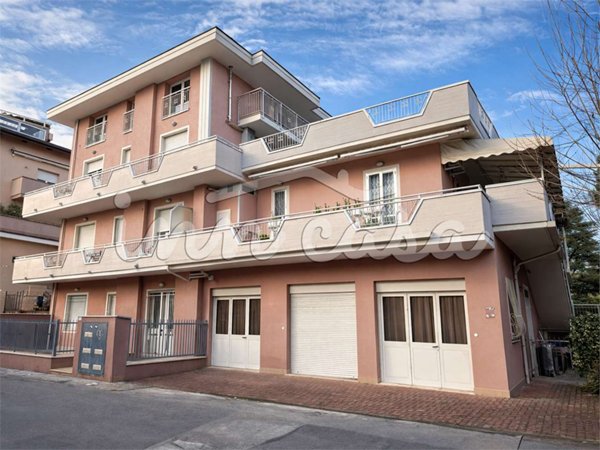 appartamento in vendita a Rimini in zona Lagomaggio