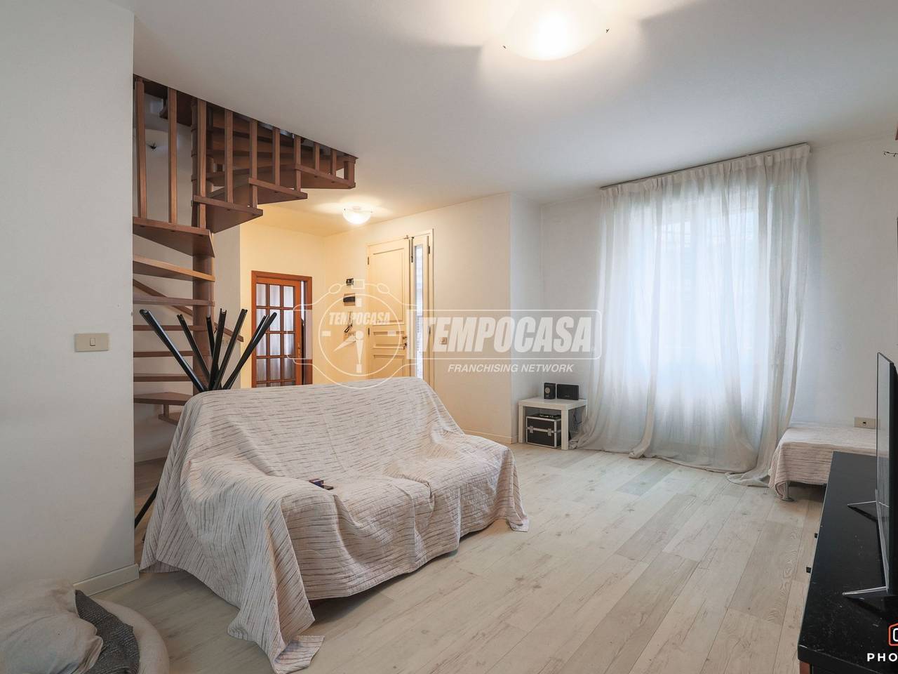casa indipendente in vendita a Rimini in zona Miramare di Rimini