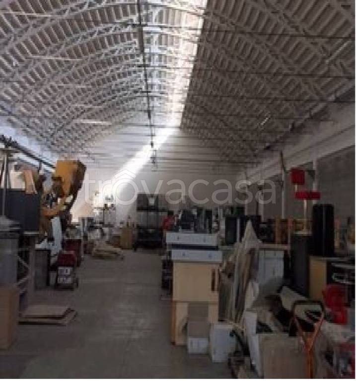 locale commerciale in vendita a Rimini in zona Celle