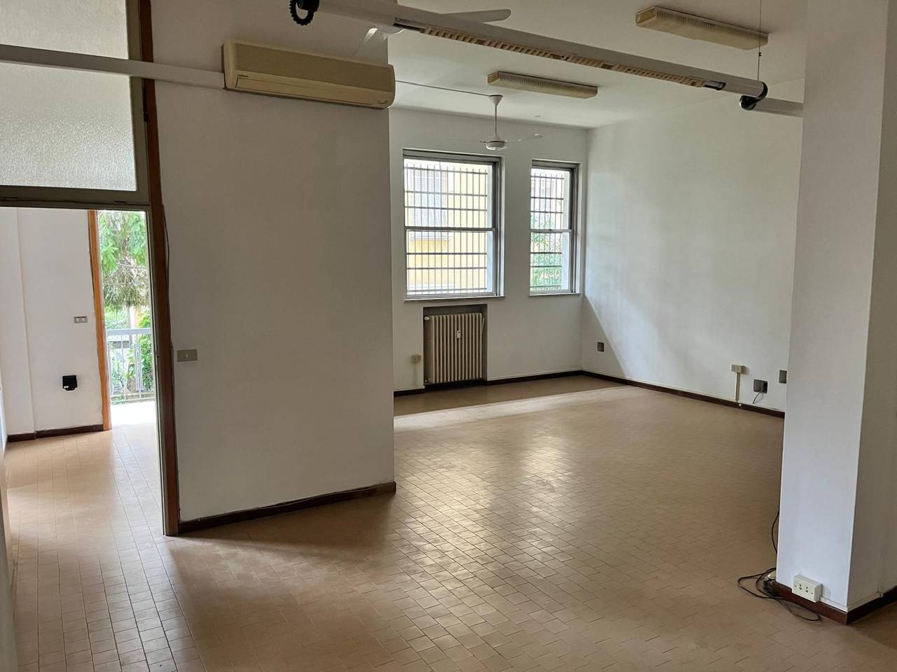 ufficio in vendita a Rimini in zona Fiera Vecchia