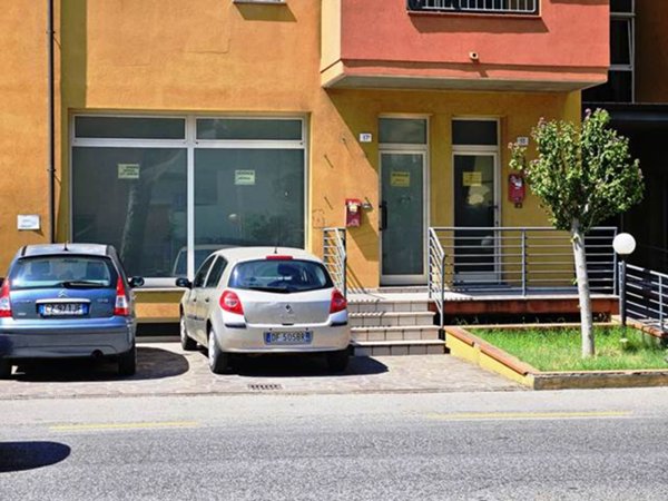 ufficio in vendita a Rimini in zona Celle